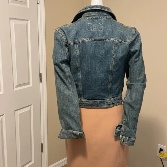 AJ ARMANI JEANS VINTAGE NEVER WORN JEAN JACKET CROPPED WITH LEATHER IN FRONT - Picture 9 of 15